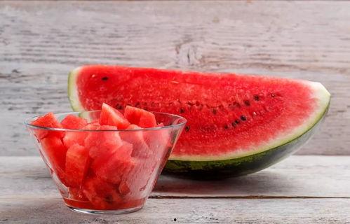 小彬吃瓜,揭秘娱乐圈那些不为人知的幕后故事