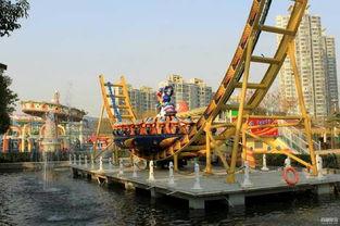 锦江乐园吃瓜,夏日狂欢，瓜果飘香