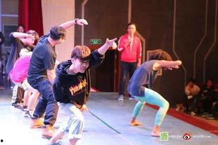 学校跳舞吃瓜,一场别开生面的校园舞蹈盛宴