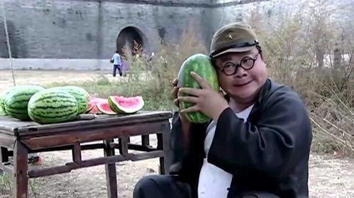 搞怪吃瓜前线,揭秘娱乐圈那些不为人知的幕后趣事